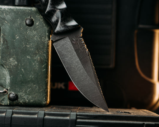 Hybrid Crow Cub Blade/Disaster Cub Handle- Carbon Fiber- CF Pin, CF Lanyard Pin, Old School Rock Worked Spine, Textured Grip