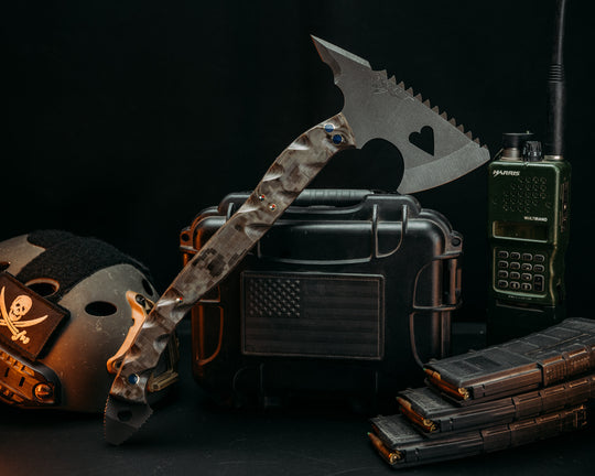 SD Customs 2020 Harley Davidson FXLRS & One-Off XL Bleeding Heart Hawk Giveaway - Half Face Blades Composite Friendmakers