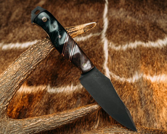 Field Knife (CruWear) - Copper Space Coral Carbon, Black G10 and Copper Pin Striping, Copper Space Coral Carbon Split, Dyed Redwood, Mosaic Pins, Textured Grip