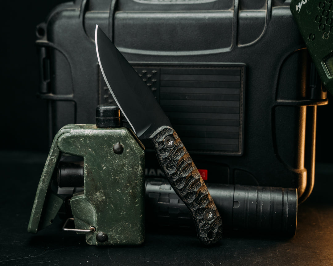 Feather Light- Black Canvas Micarta, Armor Black Cerakote, Ti Torx Bolts, Textured Grip