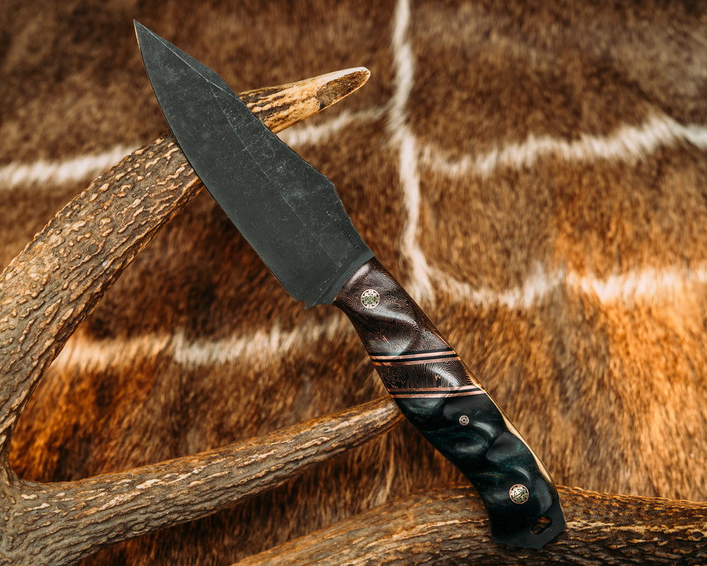 Field Knife (CruWear) - Copper Space Coral Carbon, Black G10 and Copper Pin Striping, Copper Space Coral Carbon Split, Dyed Redwood, Mosaic Pins, Textured Grip