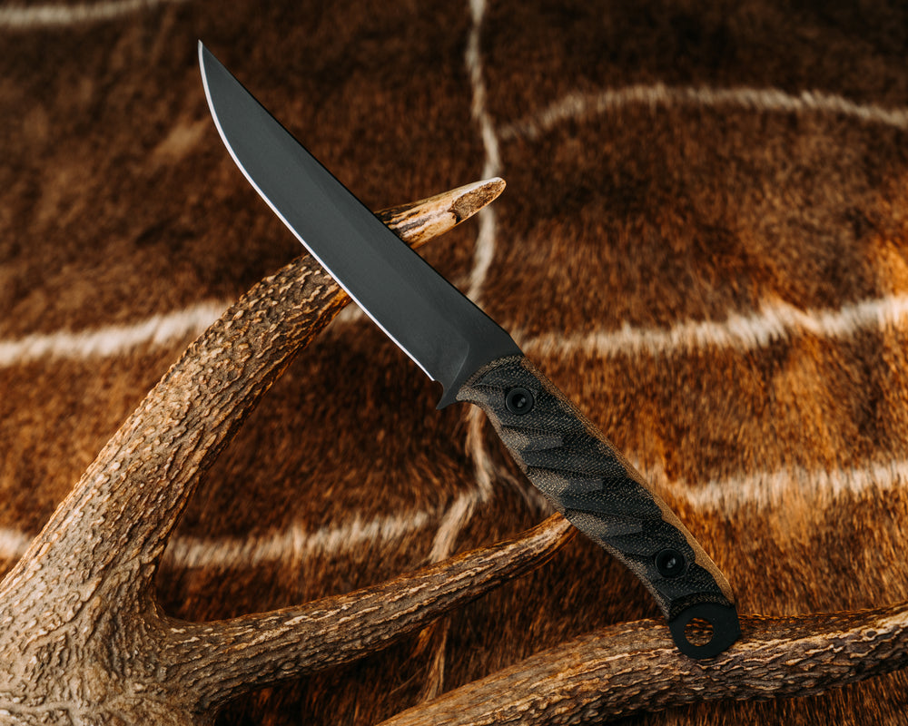 Crow Breakdown - Black/OD Green Canvas Micarta, Armor Black Cerakote, Allen Bolts, Textured Grip