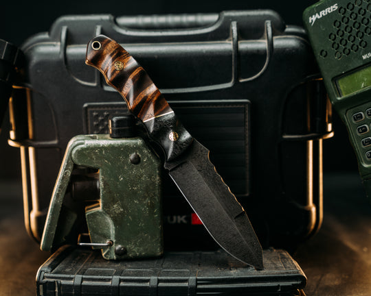 Disaster Jr Gen 3 (.21") - Weaved Carbon Fiber, Brass Split, Hawaiian Curly Koa, Mosaic Pins, Brass Lanayrd Pin, Textured Grip.