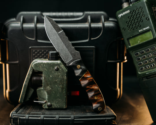 Disaster Jr Gen 3 (.21") - Weaved Carbon Fiber, Brass Split, Hawaiian Curly Koa, Mosaic Pins, Brass Lanayrd Pin, Textured Grip.