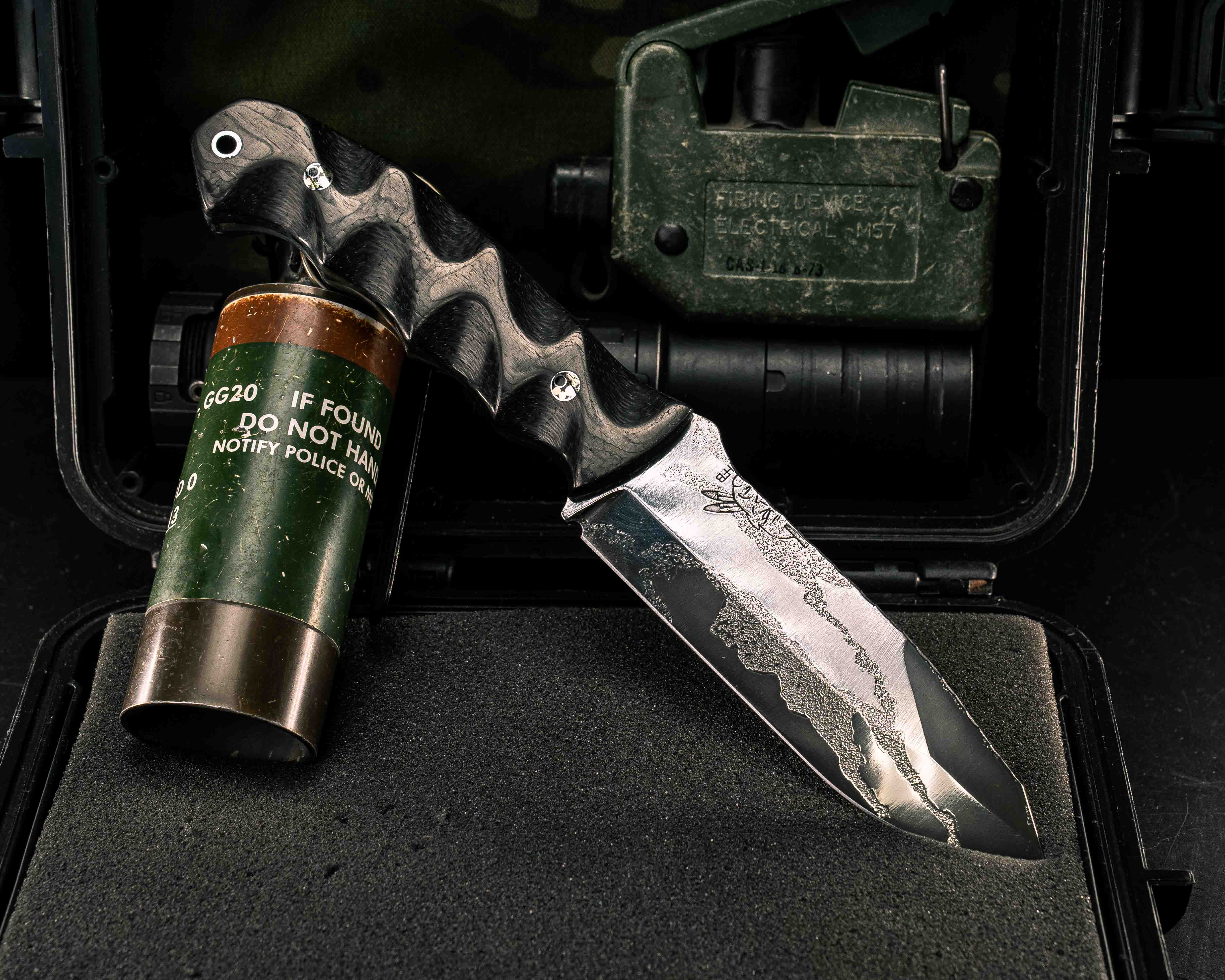 Disaster Breacher- Carbon Fiber, Mosaic Pins, Aluminum Lanyard Pin, Te ...