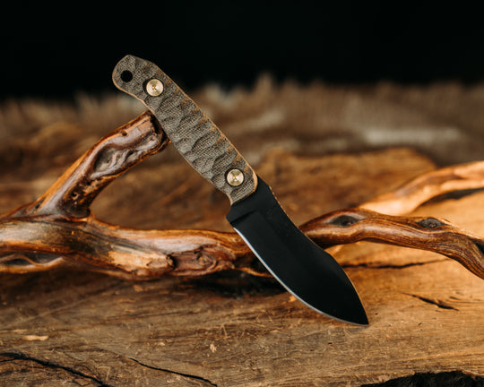 Skinner Jr - OD Green Canvas Micarta, Armor Black Cerakote, Brass Allen Bolts, Textured Grip