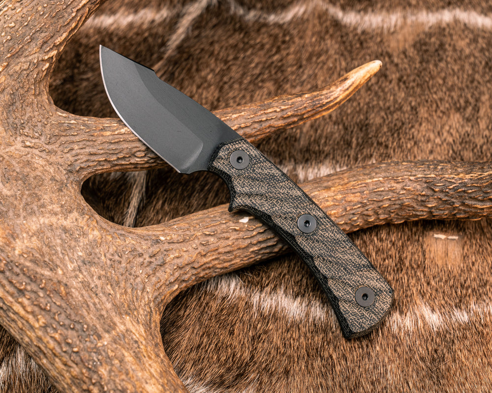 Beef Harpoon Back Country- Black Canvas Micarta, Armor Black Cerakote, Allen Bolts, Textured Grip