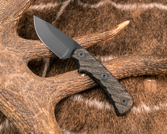Beef Harpoon Back Country- Black Canvas Micarta, Armor Black Cerakote, Allen Bolts, Textured Grip