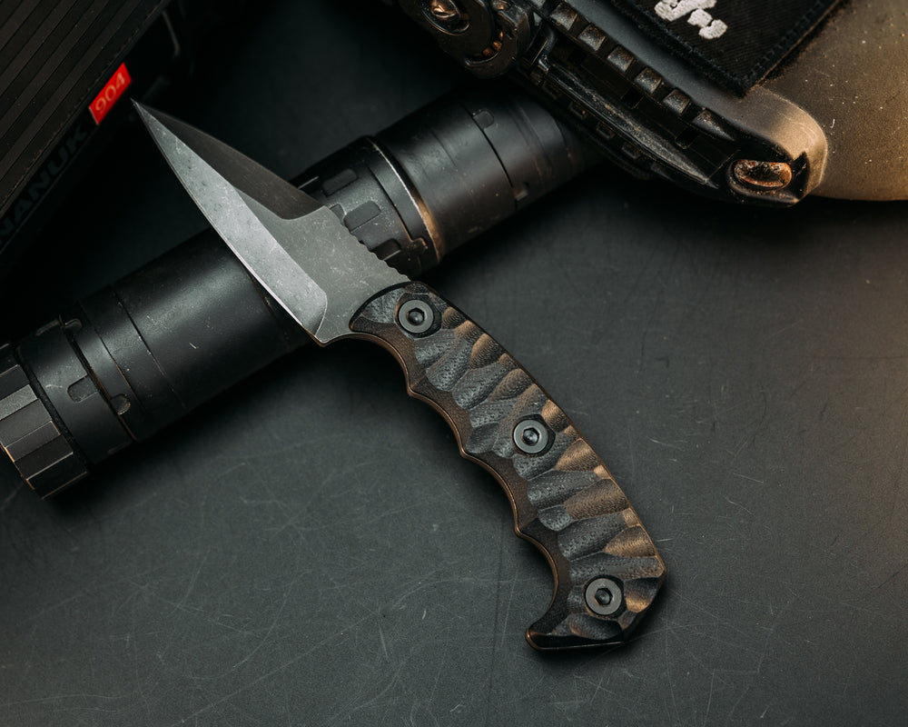 3" HUMINT - Black G10, Allen Bolts, Chaos Grip.