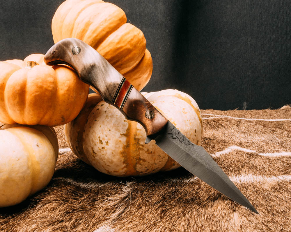 Senator redwood burl, black G10/ earth G10/ and brass pin striping