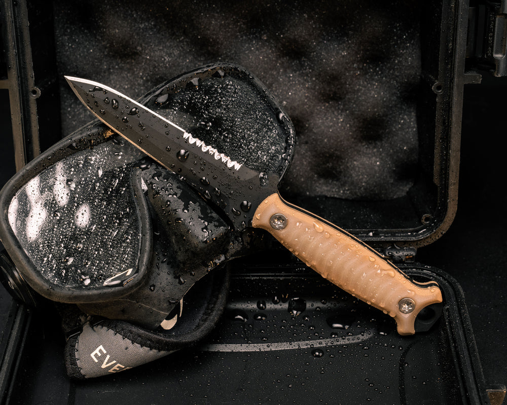 Dive Knife- Ghost/Coyote G10, Armor Black Cerakote, Ti Torx Bolts, Textured Grip