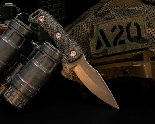 Ishi- Black Burlap Micarta, Ti Torx Bolts, Textured Grip