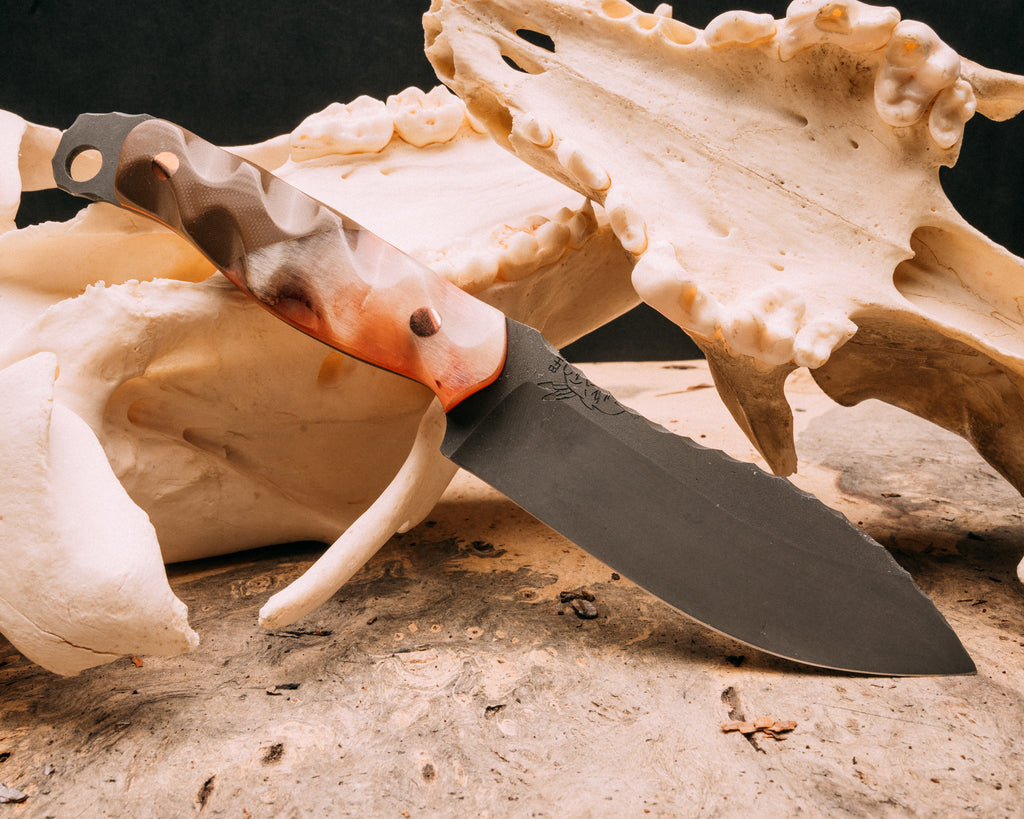 Hunter Skinner- Rams horn, Coyote brown G10, orange G10 liner, copper pins, textured grip