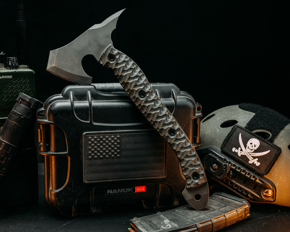 Warbird - OD Green & Black Canvas Micarta, Allen Bolts, Chaos Grip