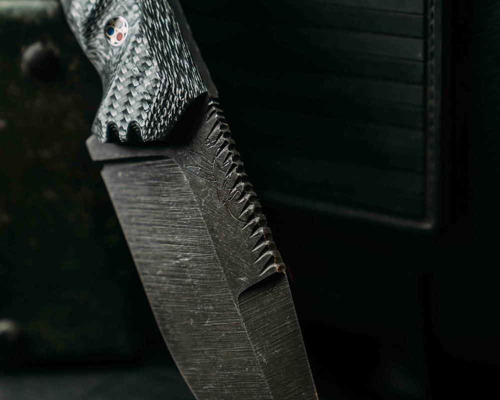 Hog Hunt Jr- Silver Carbon, Patriot Mosaic Pins, Textured Grip