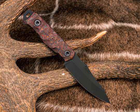 Field Knife Jr- Mars Valley Carbon, Armor Black Cerakote, Allen Bolts, Textured Grip