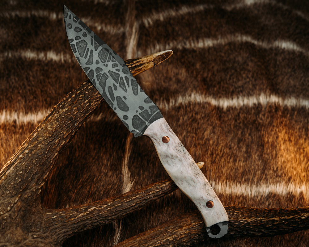 Crow Scout - Mosaic Pins, Mosaic Lanyard, Textured Grip