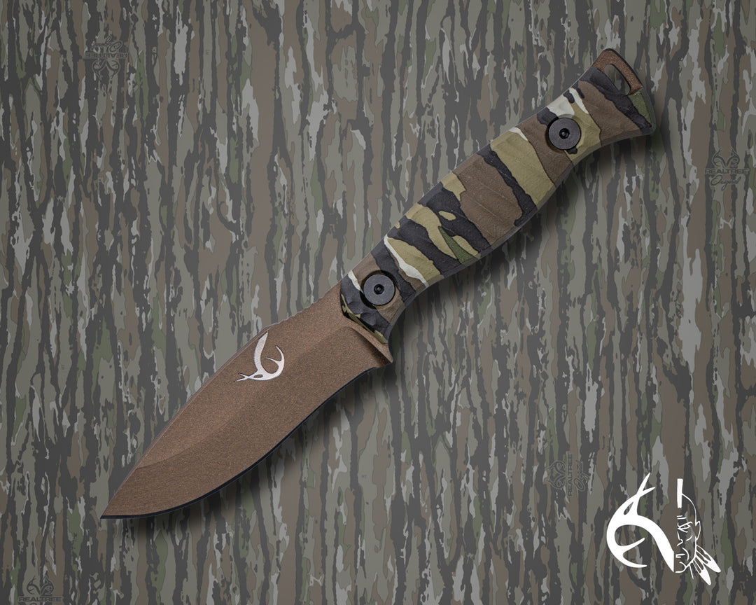 The 86' (HFB x Realtree) - Realtree Original Camo Hydro-dipped Micarta, Midnight Bronze Cerakote, Allen Bolts, Textured Grip.
